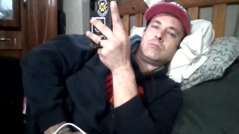 Snapshot of mikeundies chatting on 25, 6, 2026 mikeundies online show from 25, 6, 2026