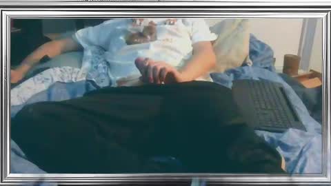 Snapshot of mikey_silver chatting on 19, 12, 2024 mikey_silver online show from 19, 12, 2024