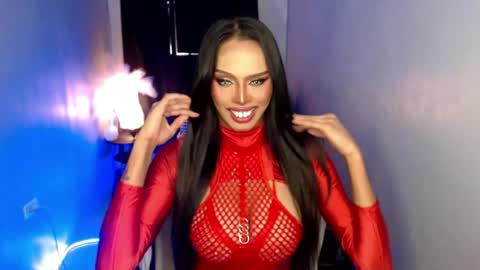 Snapshot of mikeyalawi03 chatting on 3, 4, 2026 Mistress MikeyAlawi online show from 3, 4, 2026