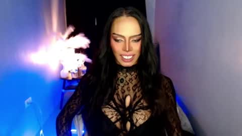Snapshot of mikeyalawi03 chatting on 3, 7, 2026 Mistress MikeyAlawi online show from 3, 7, 2026
