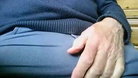 mikeybed online show from 16, 4, 2026