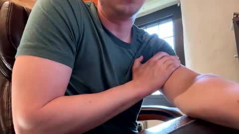 mikeydubs10 online show from 17, 4, 2026