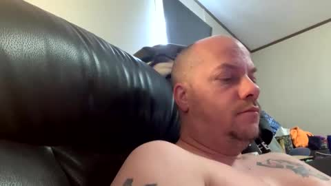 Snapshot of mikeylikesit2222 chatting on 2, 12, 2025 mikeylikesit2222 online show from 2, 12, 2025