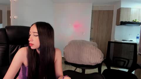 VIOLETAMIKE online show from 26, 10, 2025