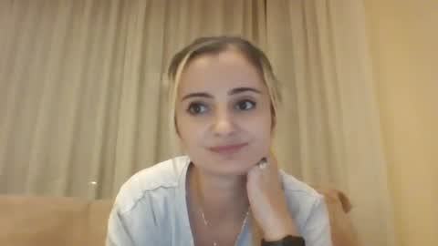 Snapshot of miki234809581 chatting on 3, 11, 2025 miki234809581 online show from 3, 11, 2025