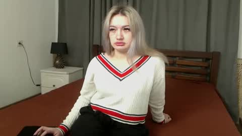 MikkiShows online show from 10, 3, 2025