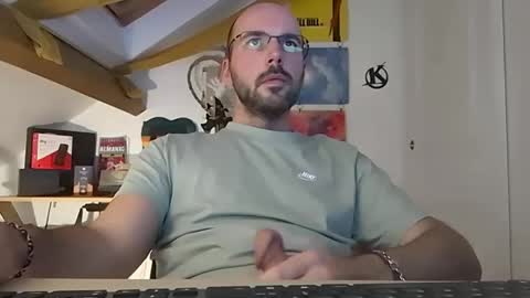 mikmik91 online show from 11, 12, 2024