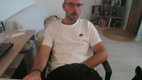 mikmik91 online show from 25, 9, 2025