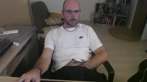 mikmik91 online show from 19, 11, 2025