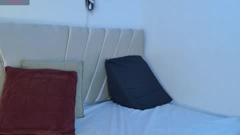 Mikoto Urb online show from 19, 12, 2025