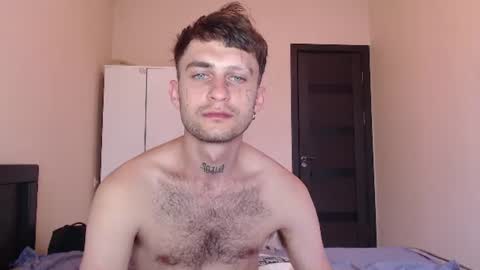 Snapshot of mikw63 chatting on 1, 8, 2026 Sin online show from 1, 8, 2026
