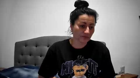 Snapshot of mikyloveu chatting on 24, 3, 2026 Mikyloveu online show from 24, 3, 2026