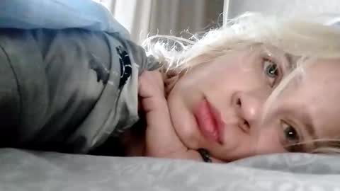 Mila 420 online show from 25, 10, 2025