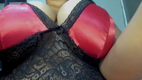 mila  online show from 8, 2, 2025