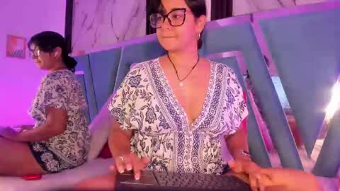 Snapshot of mila_clum chatting on 8, 3, 2025 Camila online show from 8, 3, 2025