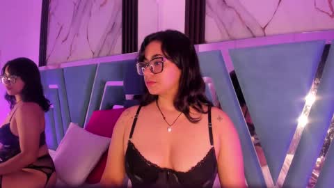 Snapshot of mila_clum chatting on 8, 3, 2025 Camila online show from 8, 3, 2025