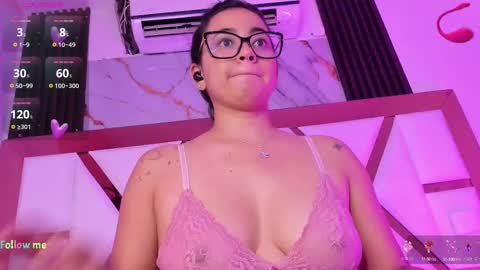 Snapshot of mila_clum chatting on 17, 9, 2025 Camila online show from 17, 9, 2025