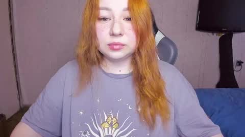 Snapshot of mila_foxxxy chatting on 28, 1, 2025 Mila shy sensual person online show from 28, 1, 2025