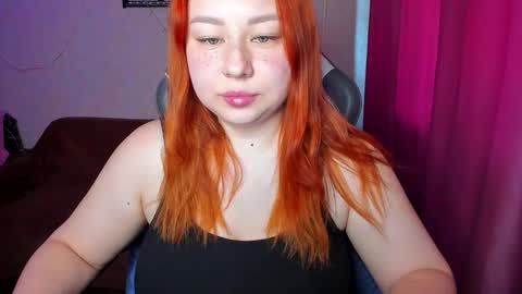 Snapshot of mila_foxxxy chatting on 15, 9, 2025 Mila shy sensual person online show from 15, 9, 2025