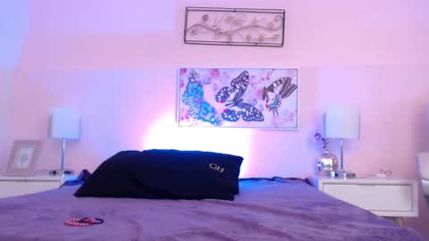 Snapshot of mila_gh1 chatting on 7, 12, 2024 Mila online show from 7, 12, 2024