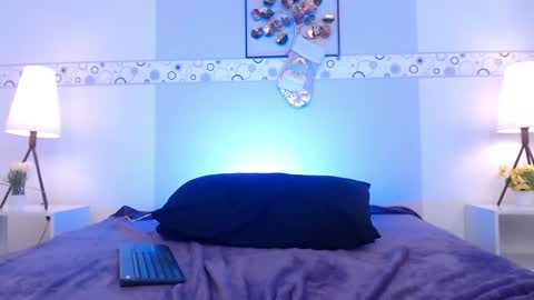 Snapshot of mila_gh1 chatting on 19, 12, 2024 Mila online show from 19, 12, 2024