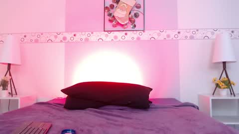 Snapshot of mila_gh1 chatting on 29, 12, 2024 Mila online show from 29, 12, 2024