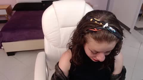 Snapshot of mila_gh1 chatting on 9, 1, 2025 Mila online show from 9, 1, 2025