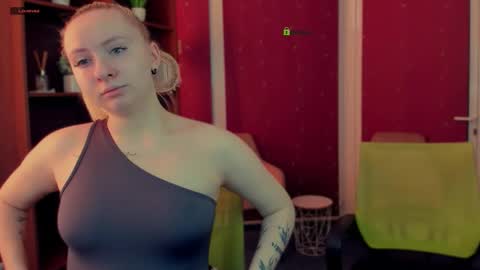 mila_glow online show from 3, 2, 2026