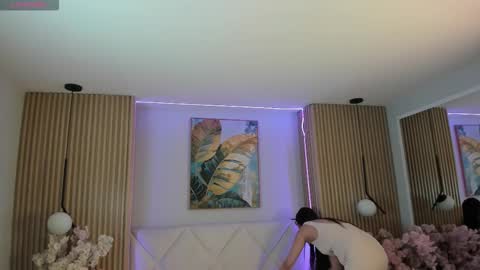 mila_hank online show from 17, 3, 2026