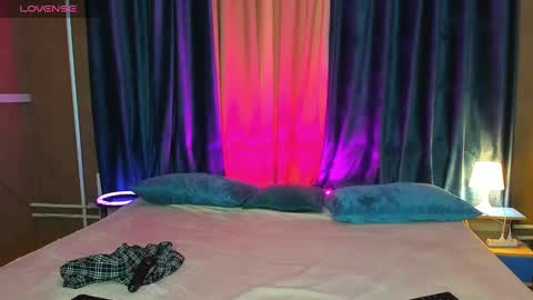 Snapshot of mila_kinor chatting on 22, 12, 2024 mila_kinor online show from 22, 12, 2024