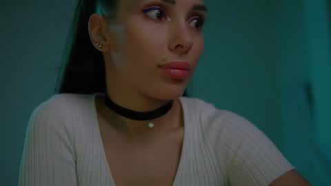 mila may  online show from 24, 3, 2026