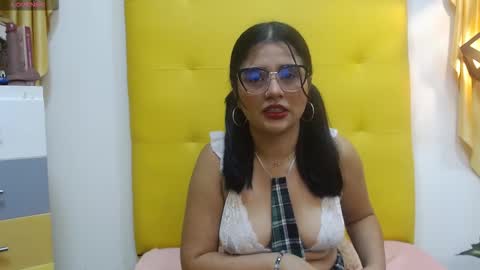 mila_quin online show from 22, 2, 2026
