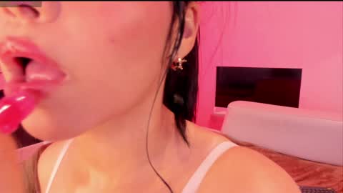 Snapshot of mila_shay chatting on 6, 2, 2025 Mila online show from 6, 2, 2025