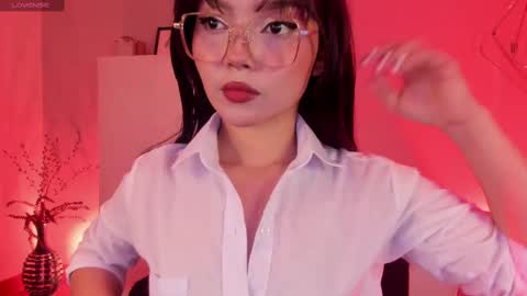 Snapshot of mila_shay chatting on 10, 3, 2025 Mila online show from 10, 3, 2025