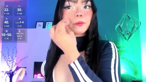 Snapshot of mila_shay chatting on 18, 9, 2025 Mila online show from 18, 9, 2025