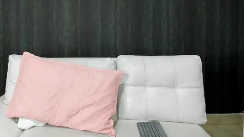          online show from 29, 1, 2025