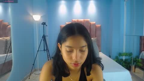 milaa_star online show from 18, 2, 2026