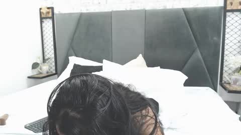 Snapshot of milaaadams chatting on 10, 2, 2025 mila online show from 10, 2, 2025