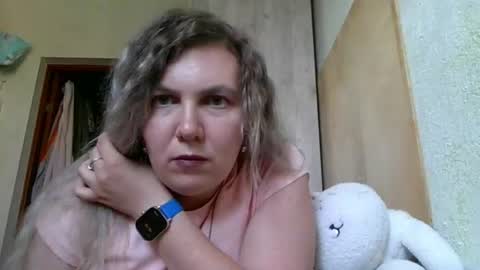 milacristalle online show from 1, 8, 2026