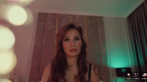 Snapshot of miladystarlight chatting on 19, 10, 2025 online show from 19, 10, 2025