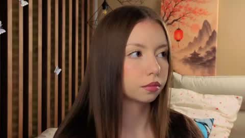 Snapshot of milaice chatting on 28, 6, 2026 Mila online show from 28, 6, 2026