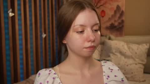 Snapshot of milaice chatting on 9, 7, 2026 Mila online show from 9, 7, 2026