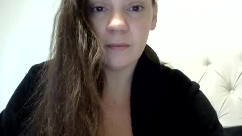 MilaLove online show from 20, 11, 2025