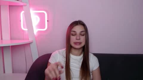 milanaangelas online show from 7, 3, 2026