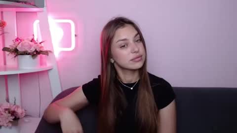 Snapshot of milanaangelas chatting on 25, 6, 2026 milanaangelas online show from 25, 6, 2026