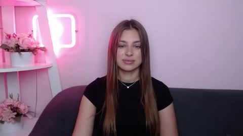 Snapshot of milanaangelas chatting on 28, 6, 2026 milanaangelas online show from 28, 6, 2026