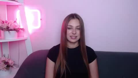 Snapshot of milanaangelas chatting on 4, 7, 2026 milanaangelas online show from 4, 7, 2026