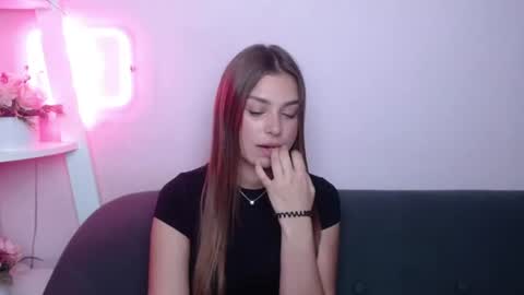 Snapshot of milanaangelas chatting on 16, 7, 2026 milanaangelas online show from 16, 7, 2026