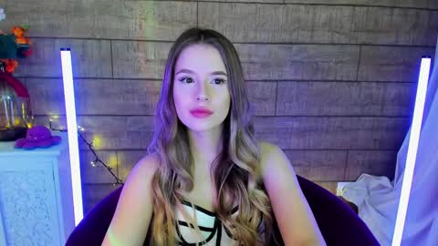 MilanaBalmain online show from 11, 3, 2025