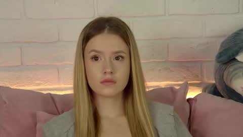 MilanaBalmain online show from 15, 10, 2025